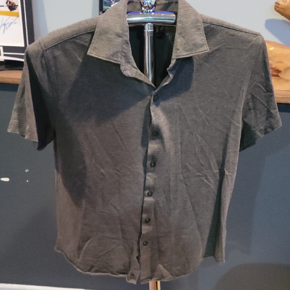 Robert Barakett Men's Short Sleeve Button-Down Shirt in Charcoal
